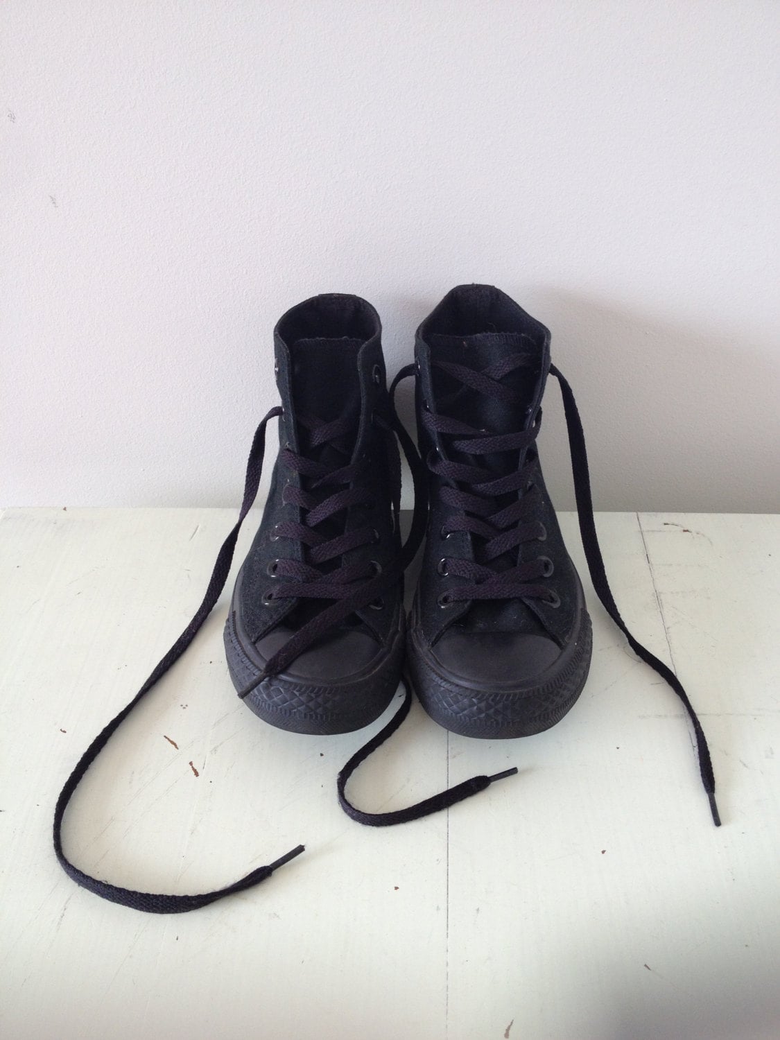 90s black converse sneakers grunge hightop allstar mens womens