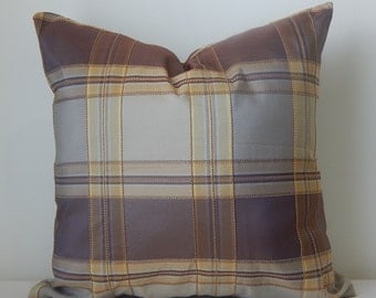 18x18 Handmade Elegant Pillow Cover in A Square Pattern Design