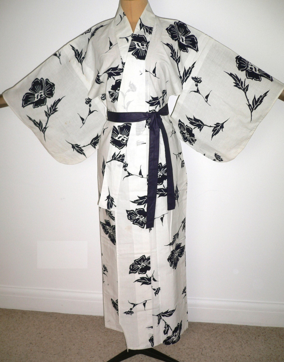 Vintage Japanese Authentic Yukata Cotton Kimono Robe, Dressing Gown