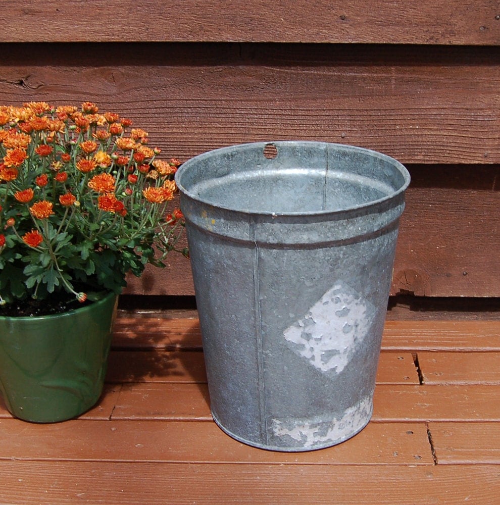 12 Galvanized Sap Bucket Tall Galvanized Sap Bucket Vintage