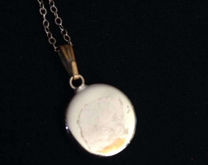 Storewide 25% Off SALE Vintage Mother Of Pearl Round Designer Pendant Featuring Beautiful Sterling Silver Chain Necklace