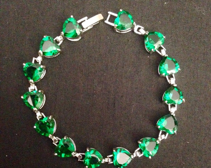 Storewide 25% Off SALE Vintage Silver Tone Heart Cut Green Faceted Designer Gemstone Bracelet Featuring Eclectic Hand Carved & Polished Segm