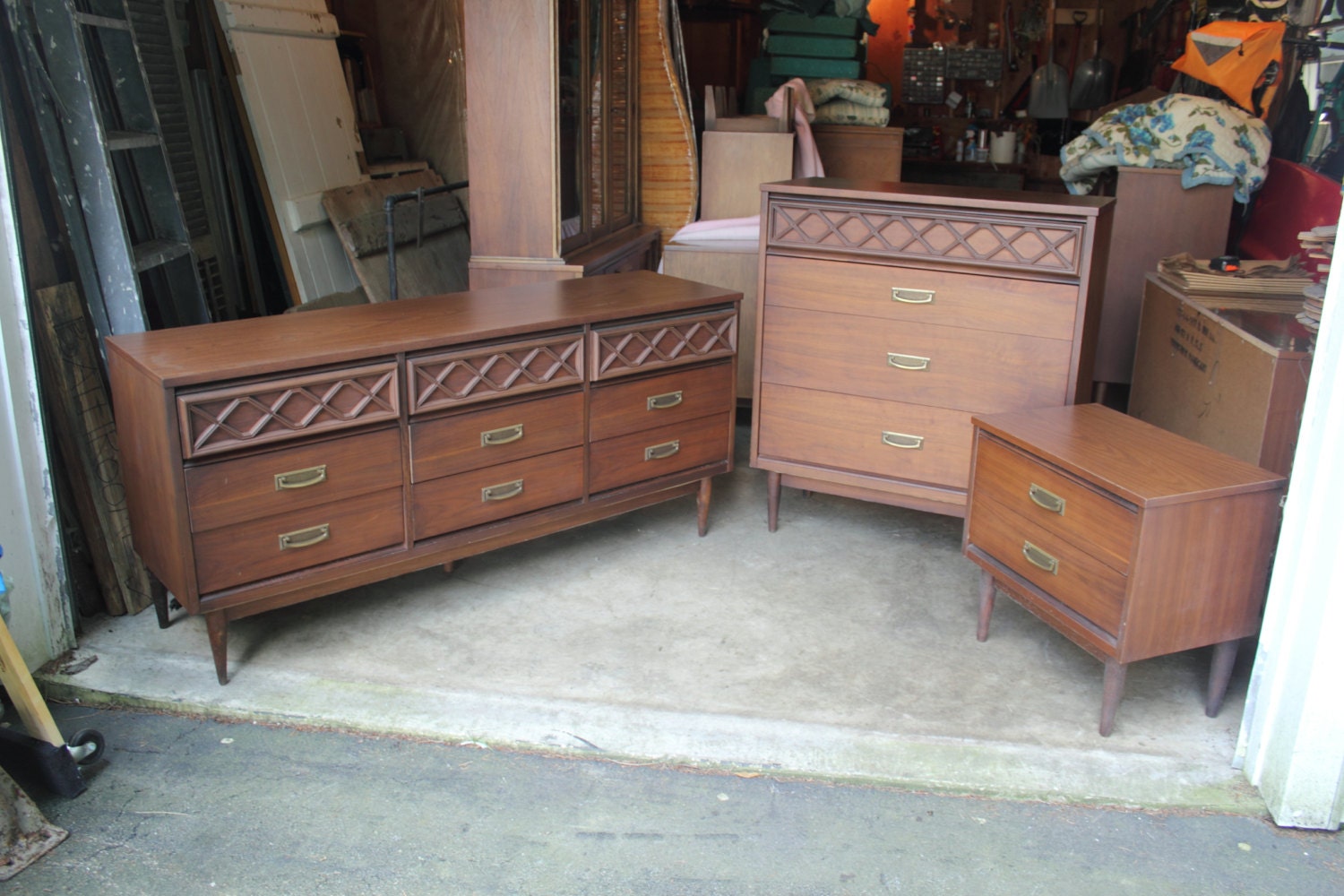 vintage bassett bedroom furniture set