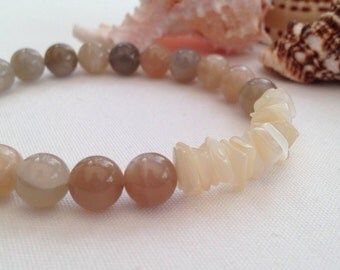 Moonstone and Mother of pearl bracelet, Moonstone bracelet, ooak bracelet, unique gift for her, summer, girlfriend gift, sister gift, friend