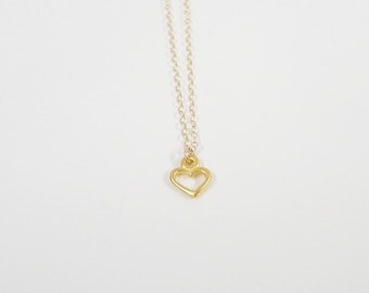 Tiny Heart Necklace - Simple Dainty Jewelry - Tiny gold heart necklace - Delicate heart necklace