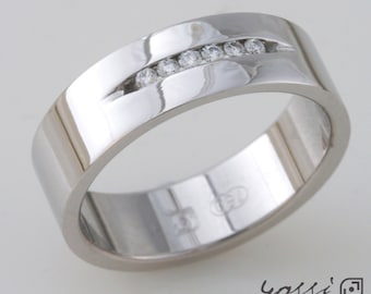 18ct White Gold Handmade Engagement ring set with 6 Brilliant cut diamonds, White Gold Diamond Ring