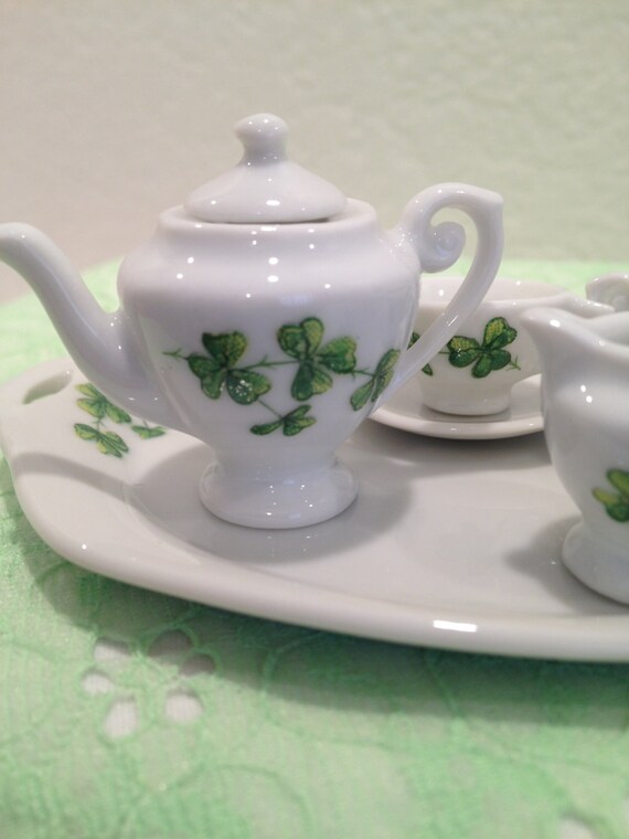 Luck o' The Irish Mini Tea Set