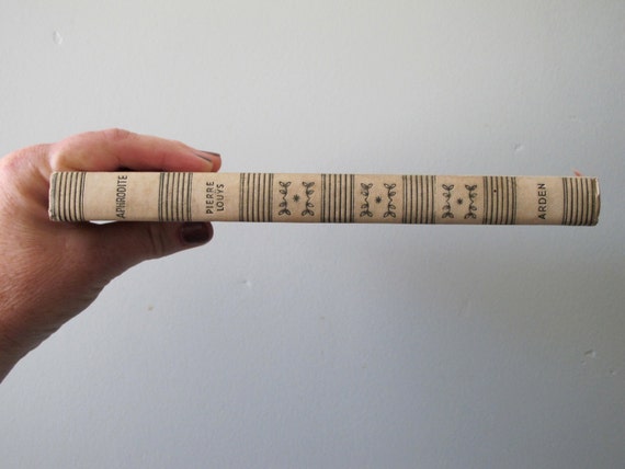 APHRODITE by PIERRE LOUYS MODERN LIBRARY HARDCOVER w/ JACKET ML 77 EXCELLENT APHRODITE by PIERRE LOUYS MODERN LIBRARY HARDCOVER w/ JACKET ML 77 EXCELLENT