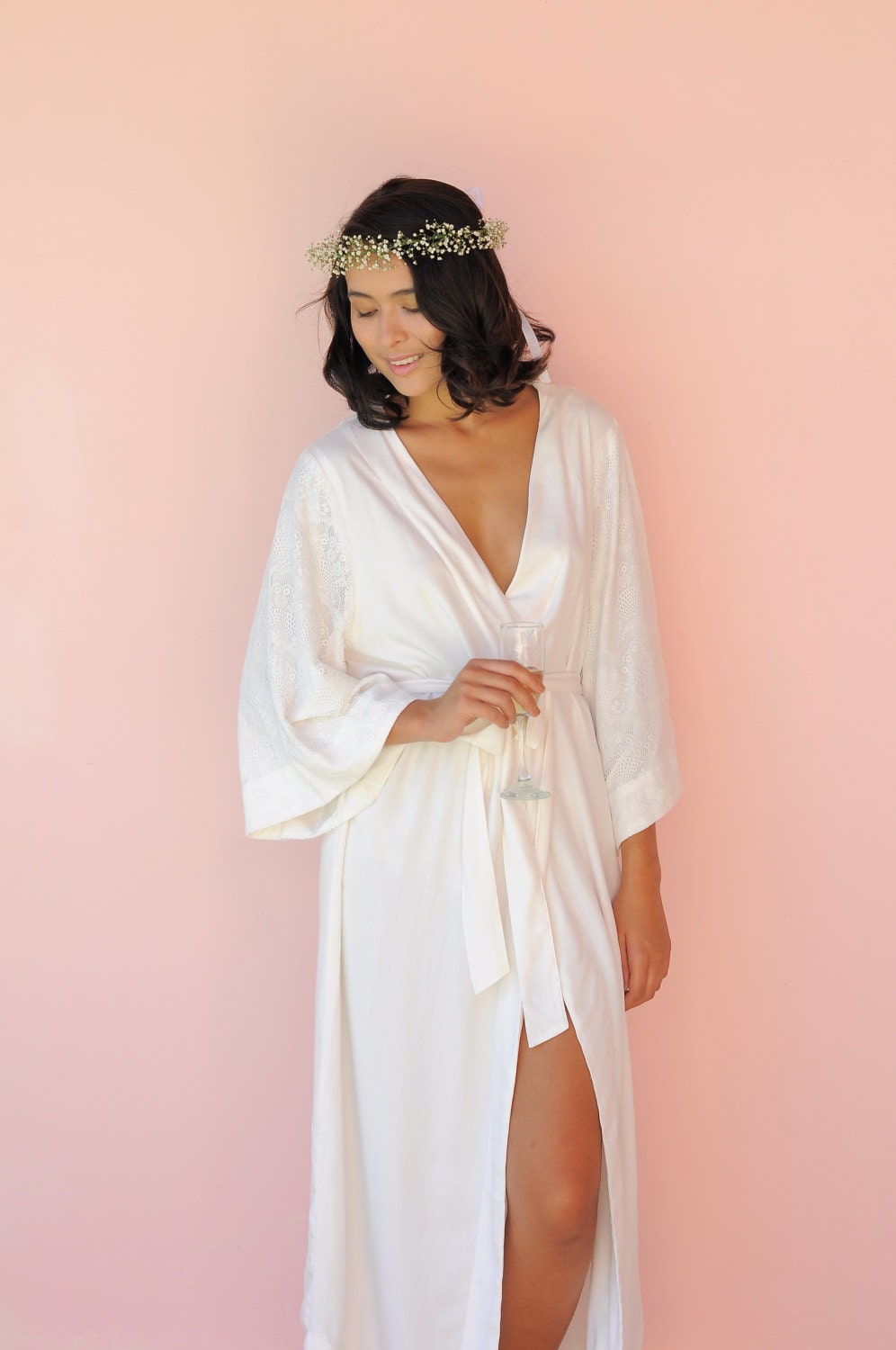 Luxurious Bridal Robe Scallop Lace Sleeve Ivory Long Kimono