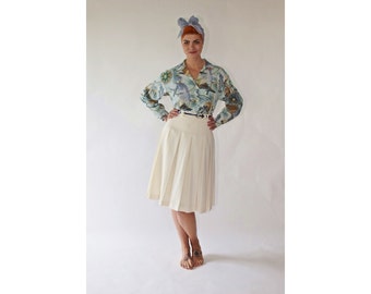Vintage 80s/90s white skirt 1980s/1990s Pleated High waist Knee length Wool blend Small/Medium