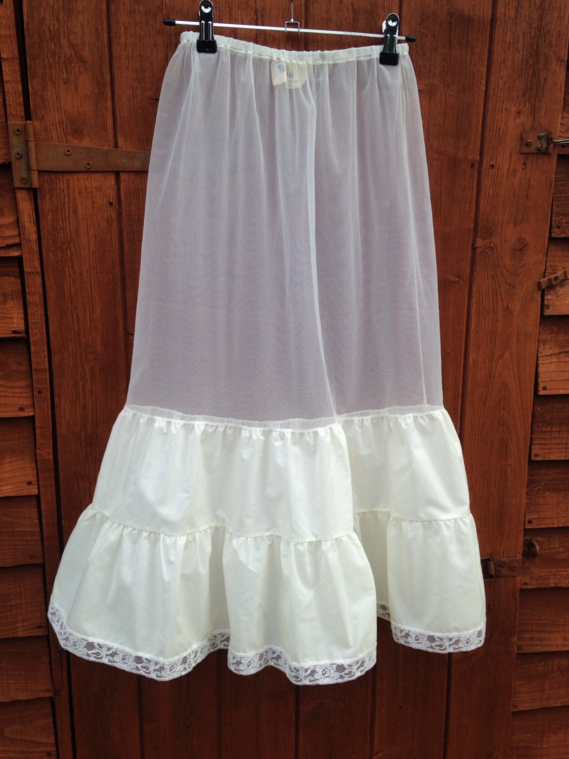 Vintage 1950s stiff nylon waist petticoat