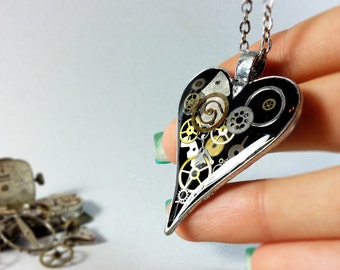 Black Steampunk Heart Pendant Heart Necklace Eco FRIENDLY Resin Vintage Watch Parts Clockwork Necklace Upcycled Industrial Steampunk Jewelry