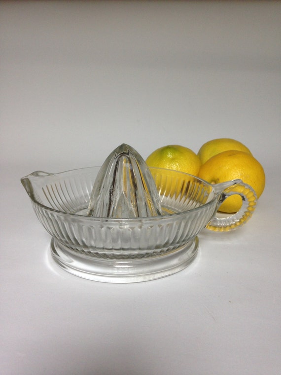 Vintage Classic Citrus Reamer / Large Ribbed Clear Glass