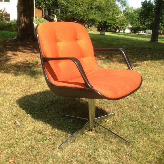 Vintage SteelCase Swivel Chair Chrome legs Plastic shell