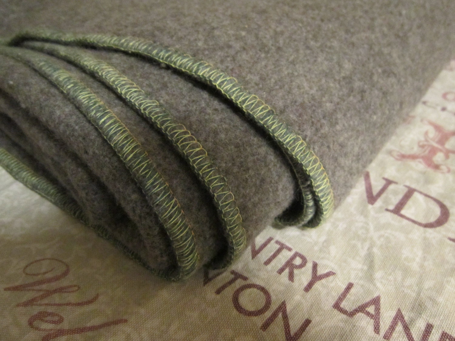 SALE Polish military blankets 100% wool. Issued.