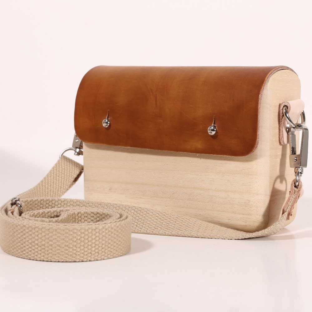 Wooden Shoulder Bag Khaki Small