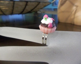 Beautiful Kawaii Cup Cake Adjustable Ring