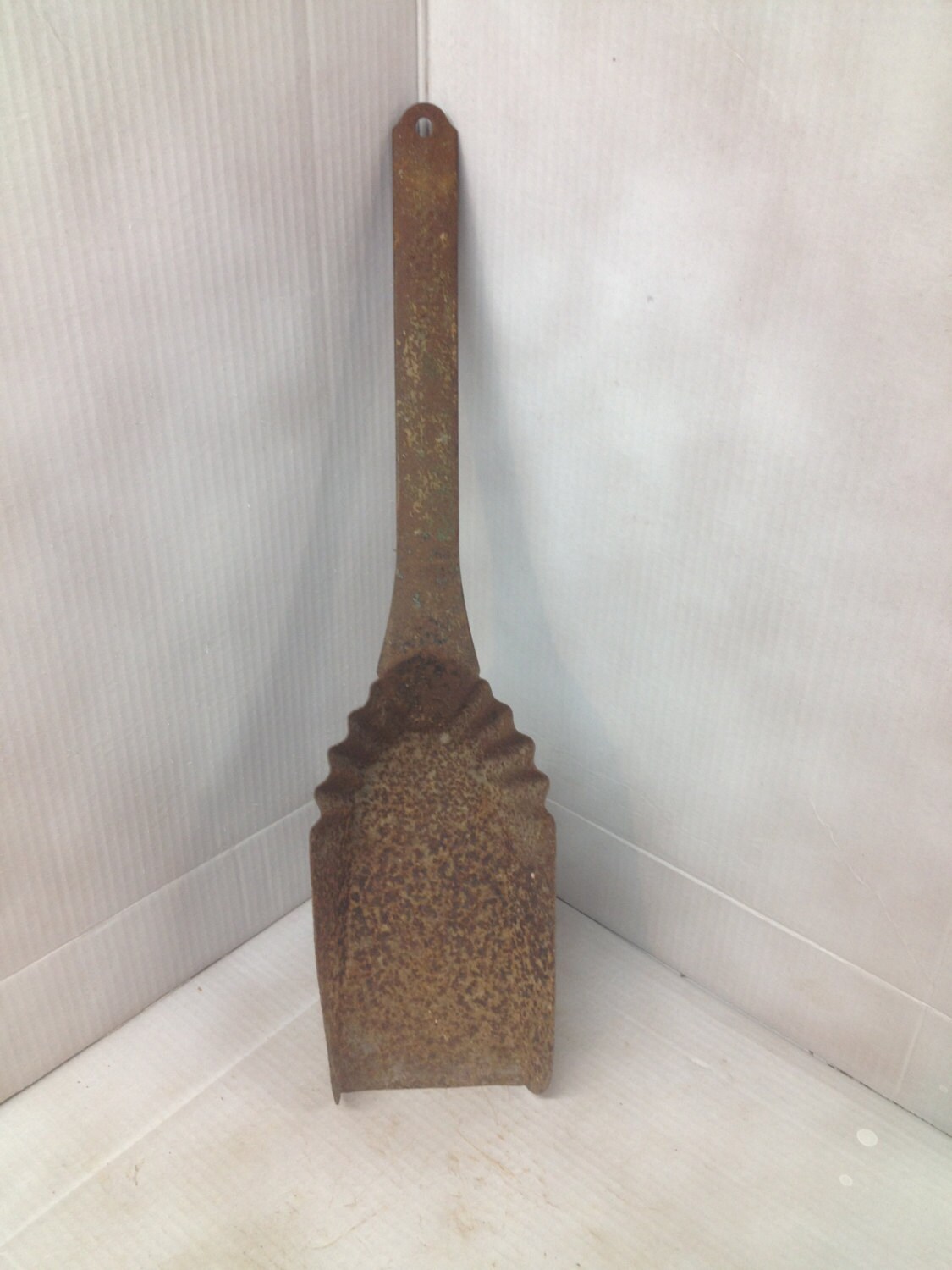 Antique Fireplace Coal Ash Shovel Old Rusty Long Handled