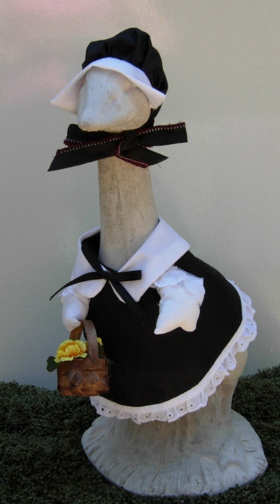 Black Pilgrim outfit for 14 cement geese for