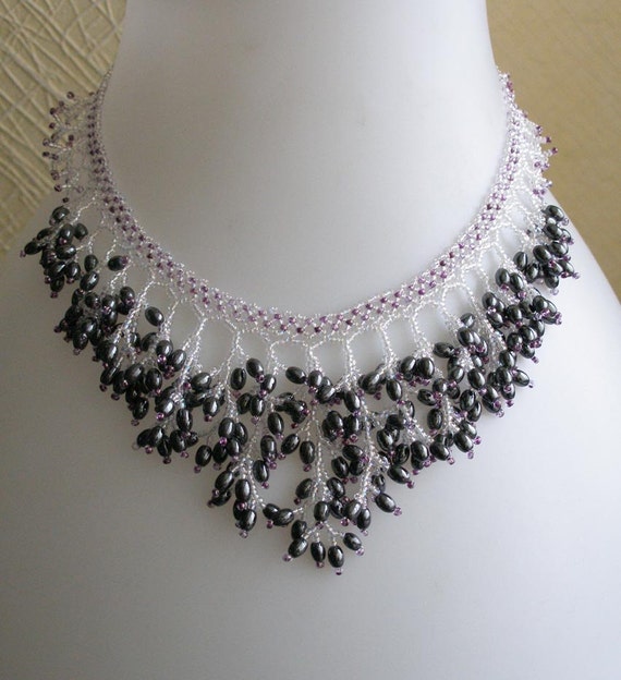 Items similar to Pattern for a seed beaded necklace detailed ...