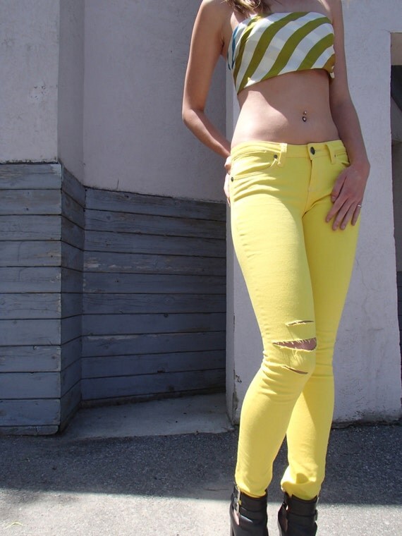 yellow ripped jeans