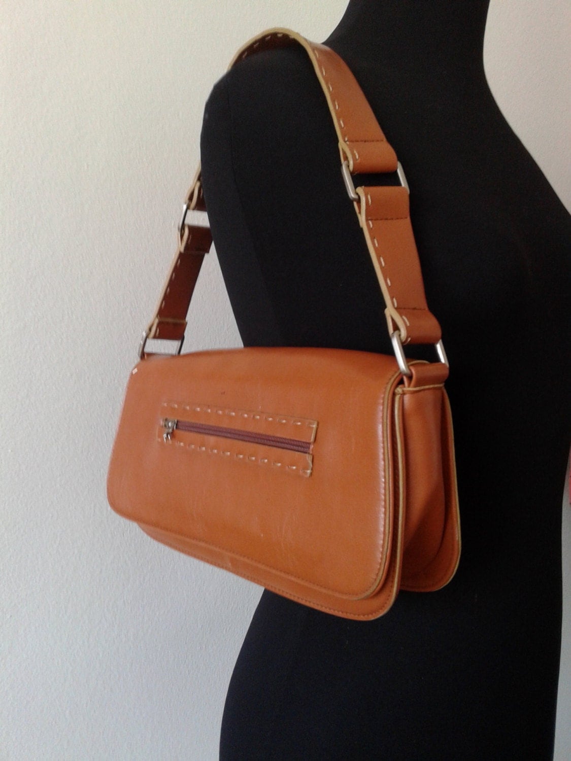Vintage leather handbag Made in Spain by MATTIES