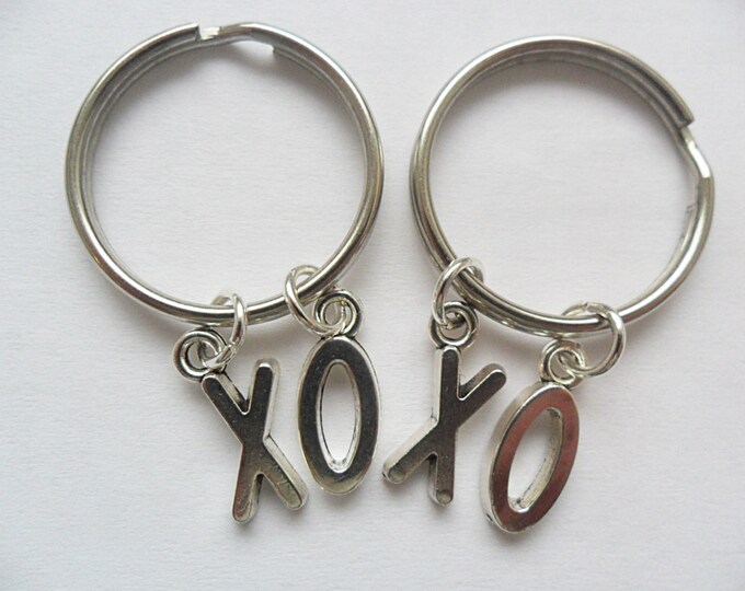 Best Friend Keychains XOXO keychain set, best friends, Love Keychains, Kisses Keychains, XO keychain, Hugs and Kisses