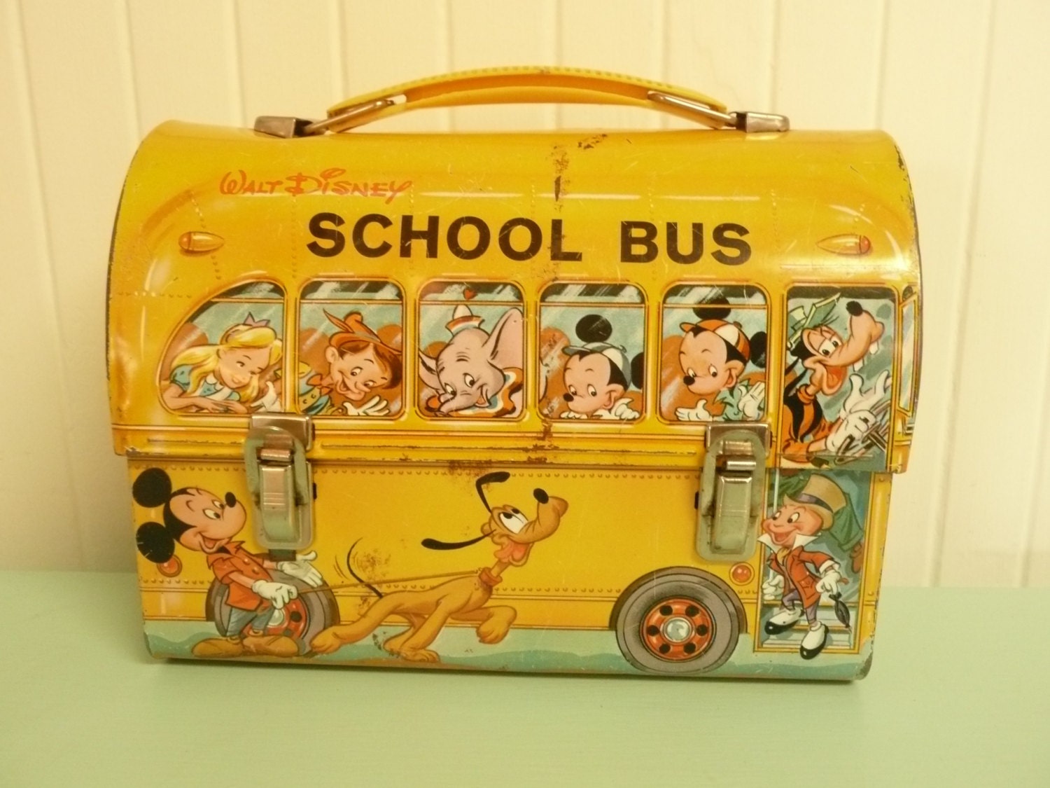 1970s Metal Lunchbox Walt Disney School Bus By Newlifevintagervs