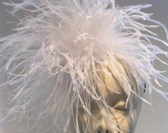 Diner en Blanc- Feather Fascinator- White Fascinator- White feather Headband- MardiGras- Derby- Flapper- Wedding- Feather hair Accessory