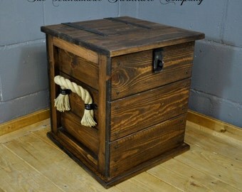 Small Dark Church Oak Coloured Storage Wooden Trunk Bed Side Table Rope Handles