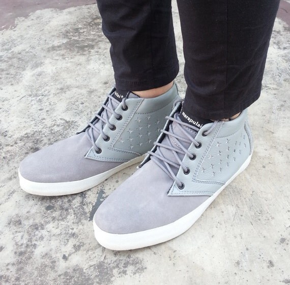 light grey leather shoes