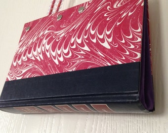 Readers Digest "Lie Down With Lions" purse