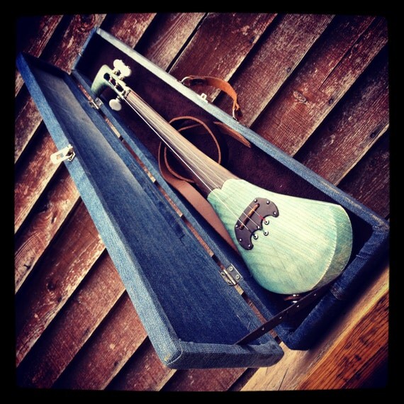 3 string electric fiddle/ violin by DaShtick guitars. Full