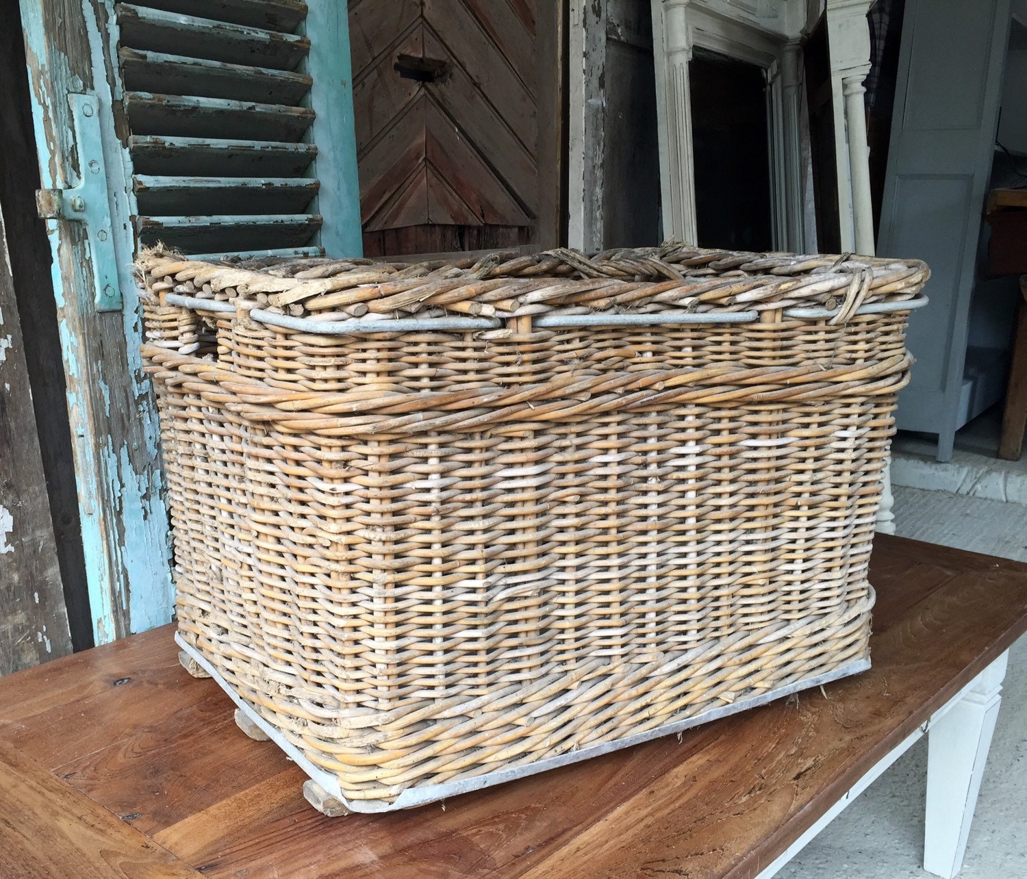 Rustic vintage French log basket / blanket box / toy chest / linen