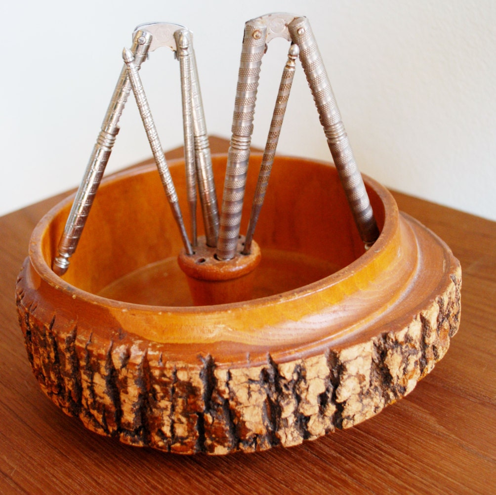 ON SALE / Vintage Wooden Nut Cracker Bowl / Holiday Serveware