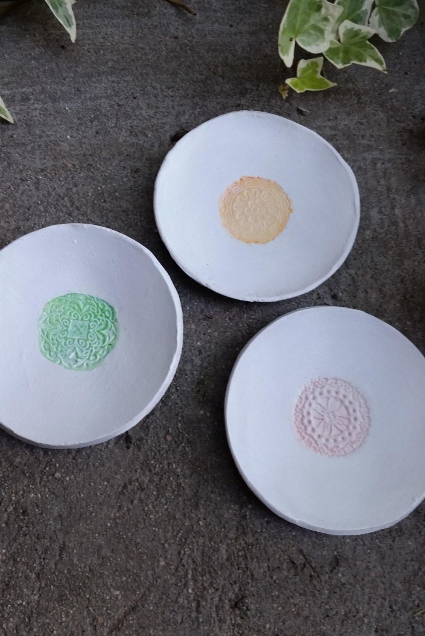 Ring dish Trinket dish ring holder key dish white decor