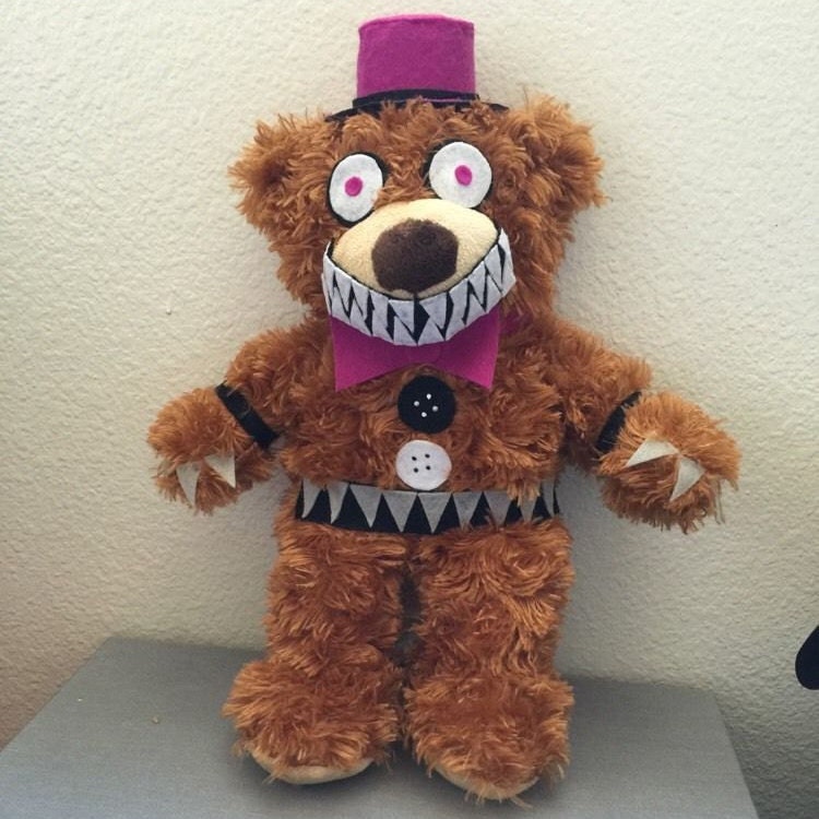 ФРЕДБЕР ФНАФ игрушка. Игрушечный ФРЕДБЕР. FNAF Plush Fredbear.