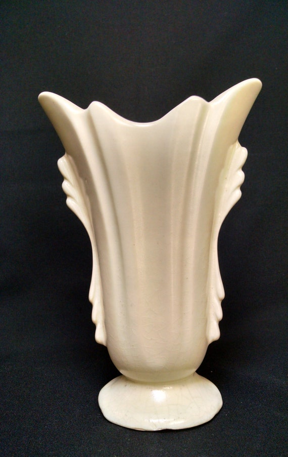 Art Deco Cream Colored Ceramic Pottery Vase USA Vintage