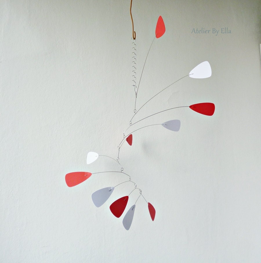 WeiÃe und rote mobile aufhängen calder inspiriert von atelierbyella