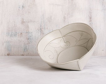 Ceramic bowl, Ceramic Serving Bowl, White Salad Bowl, Modern Fruit Bowl, Unique serving bowl, Centerpiece bowl, White kitchen dinnerware