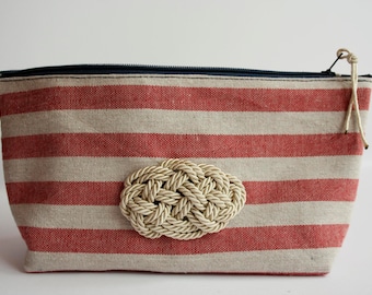 Cotton pouch with zip-Lines and nautical knot