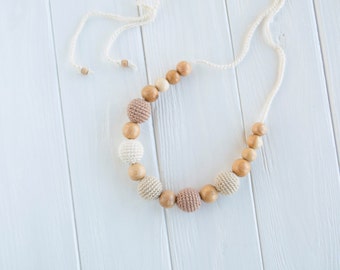 Neutral Teething Necklace / Breastfeeding Necklace - Nursing Jewelry - juniper wood
