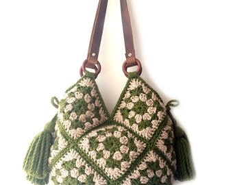 Flower crochet handbag crochet bag in navy blue and cream