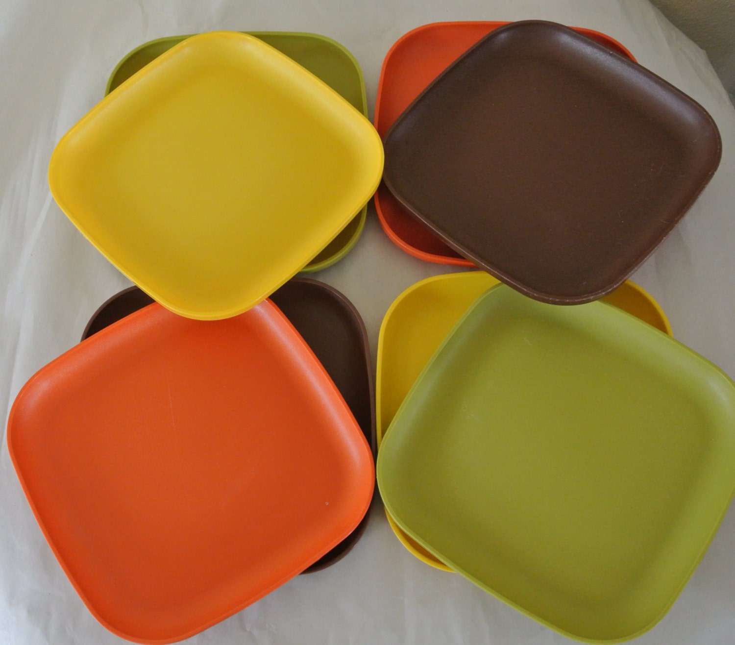 Vintage Tupperware Plates Square by DomesticTitanVintage on Etsy