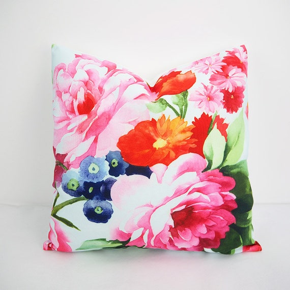 Outdoor pillows Waterproof 18x18 Floral pillow by HomeDecorYi
