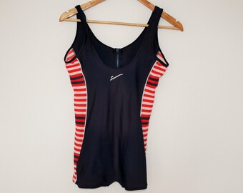 One Piece Swimsuit Retro swimsuit with shapely boy-cut legs Swimsuit Blue Red White Ziped Swimsuit Vintage Bathing Suit Medium Large size