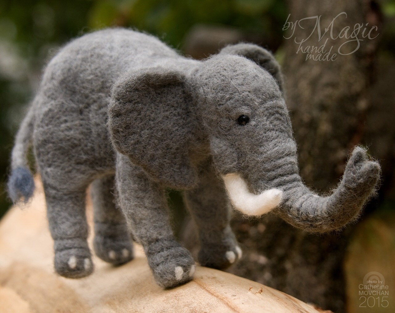 Needle felt elephant elephant soft toy wool felted creature