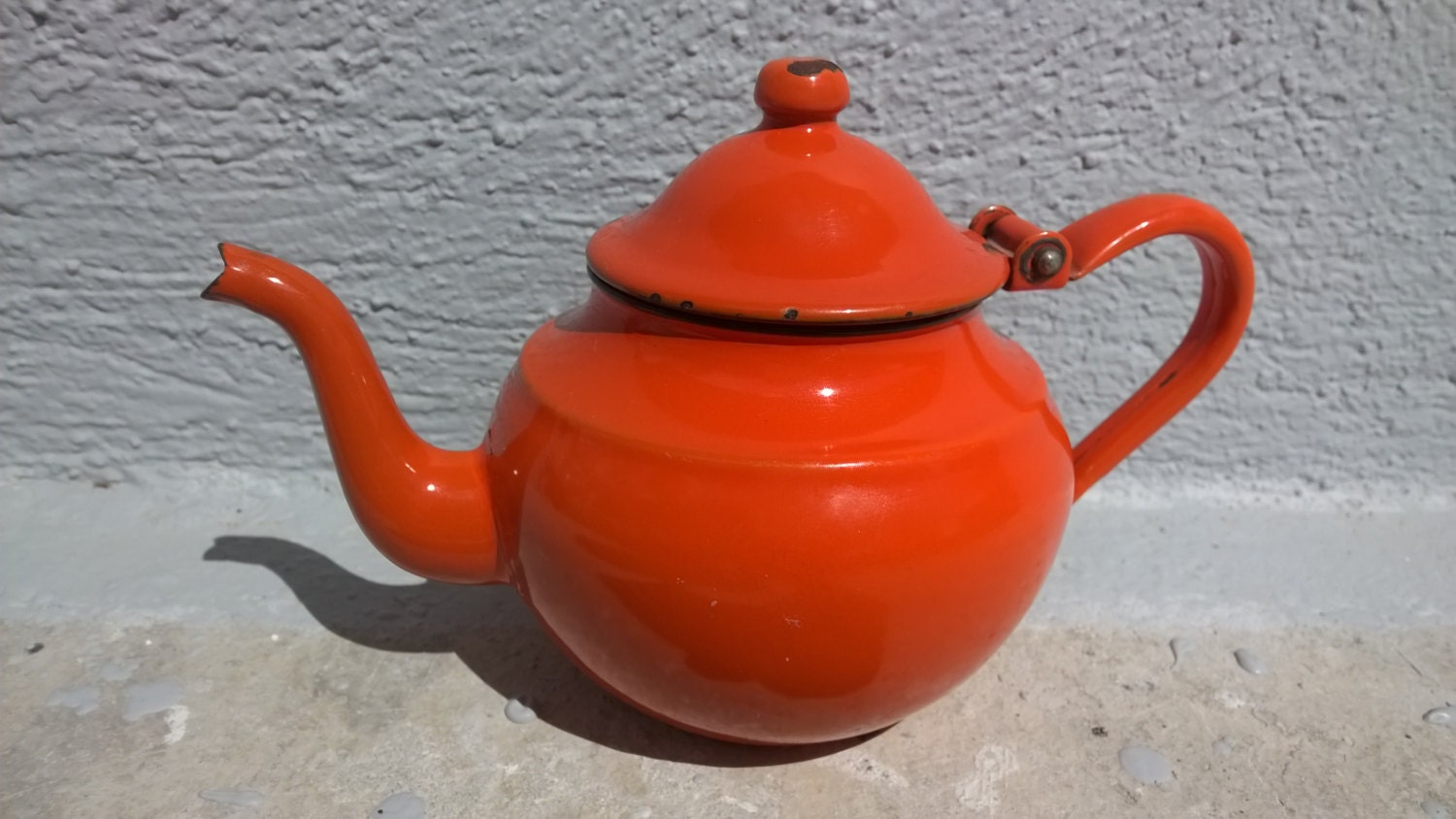 Vintage orange Enamel Tea Kettle, Enamel teapot Haute Juice
