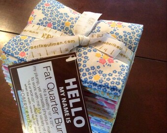 Robert Kaufman Fat Quarter Bundle - Pretty Posies - 16 pieces of 18"x24" cuts Love Love Love these shabby pastel fabrics - includes panel.