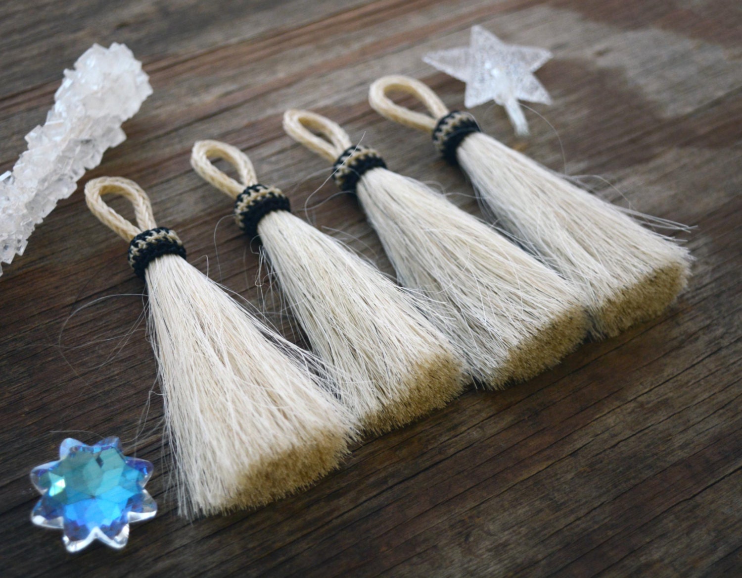 White Natural Horse Hair Tassels 4.5 x 1pc made in by NatureBeads